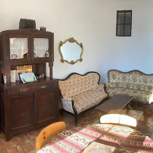 https://chez-sigmund-et-skywalker.hotels-rhonealpes.com